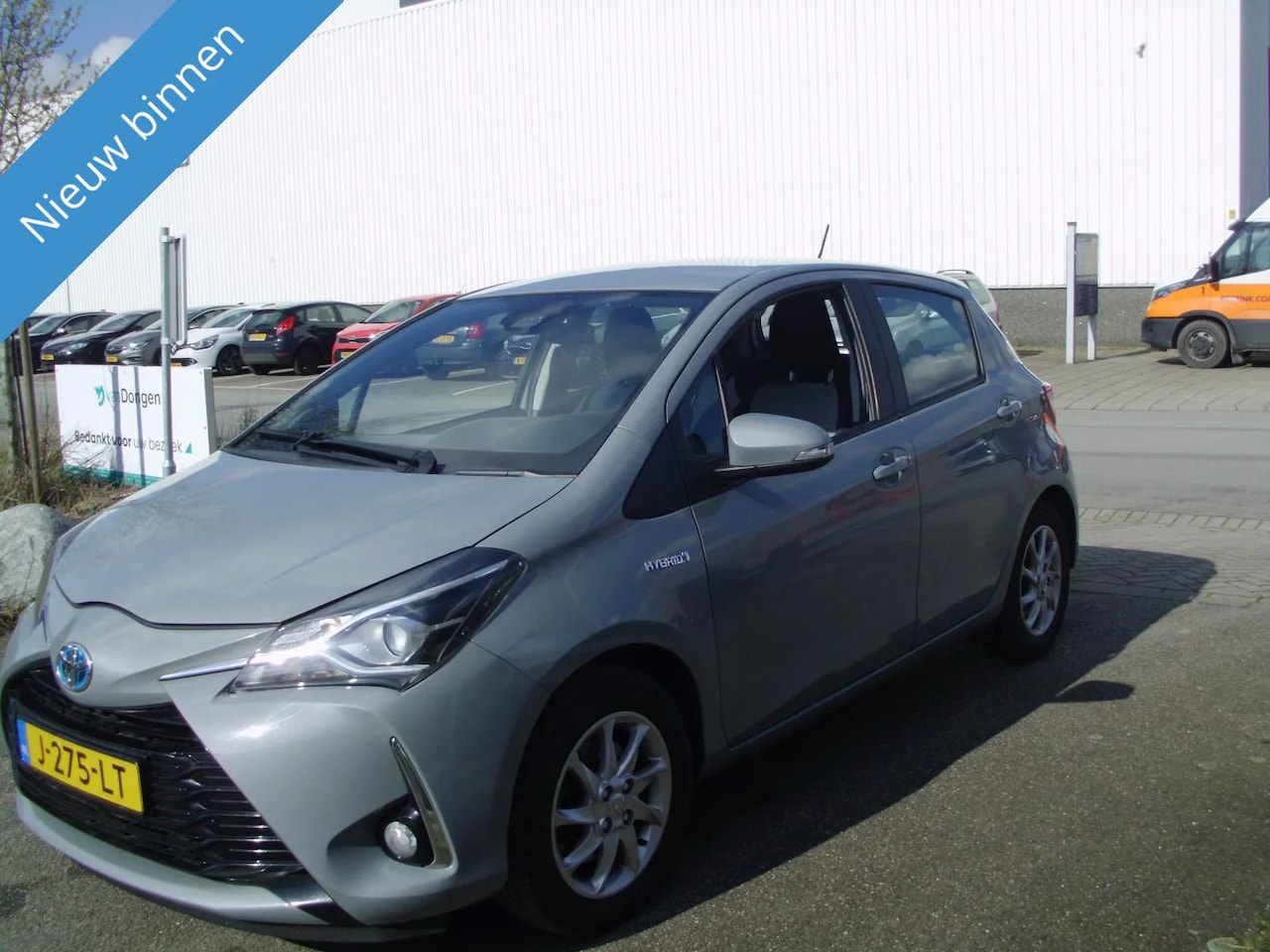 Toyota Yaris - HYBRID 1.5 met NAVI CAMERA AIRCO TERKHAAK 12-2018 - AutoWereld.nl