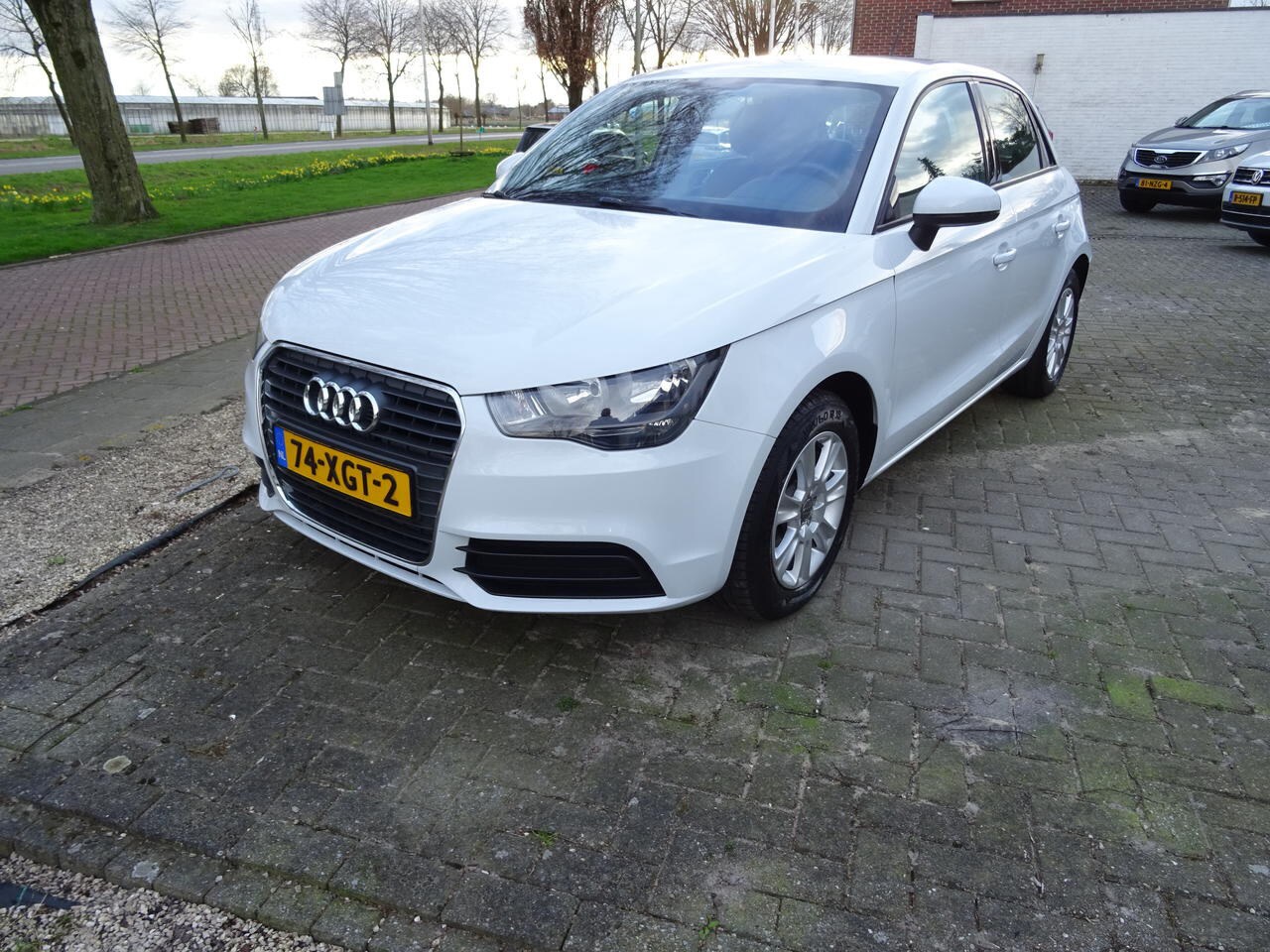 Audi A1 Sportback - 1.2 TFSI Attraction Pro Line Business - 1.2 TFSI ATTRACTION PRO LINE BUSINESS - AutoWereld.nl