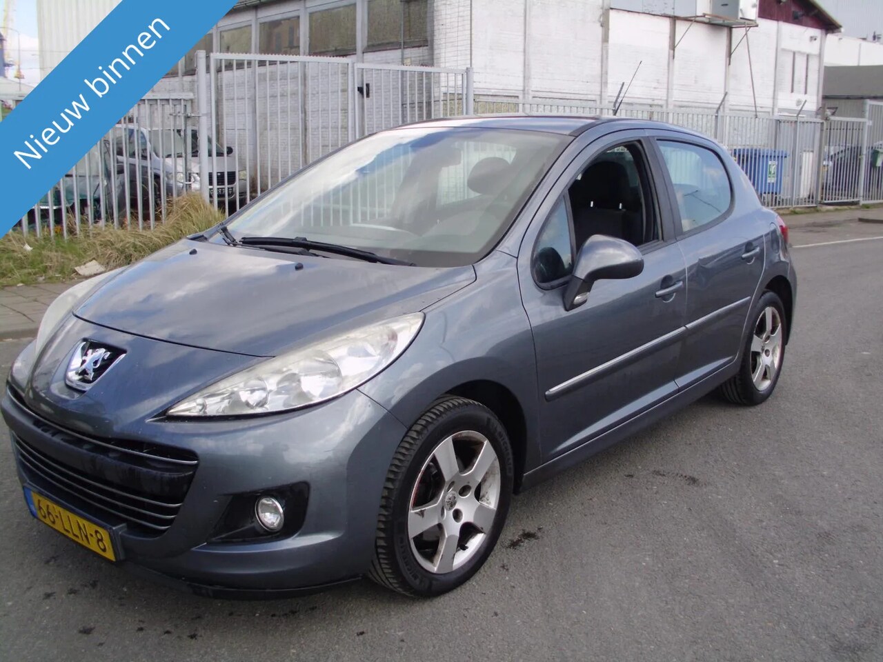 Peugeot 207 - 1.6 5 DEURS MET AIRCO - AutoWereld.nl