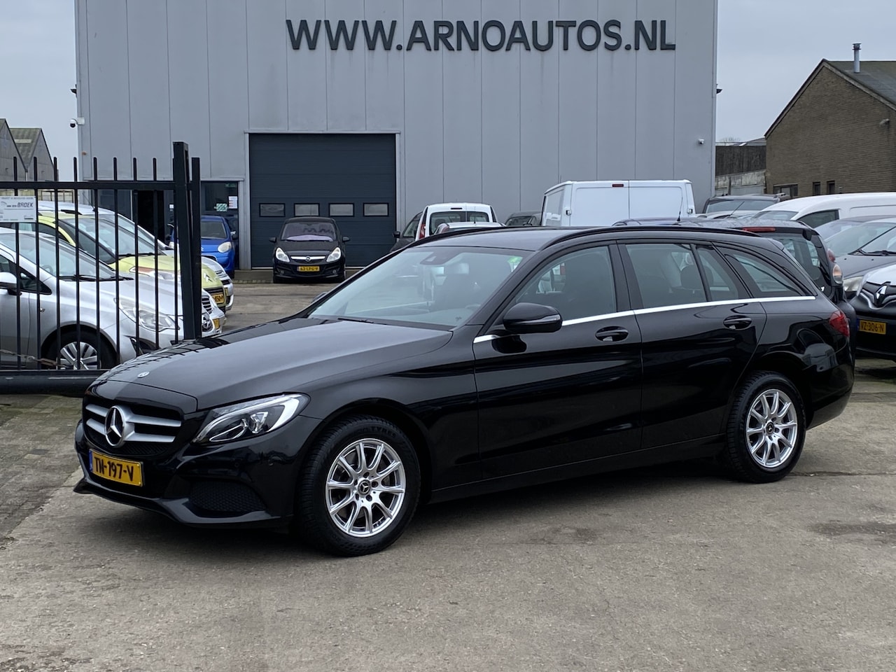 Mercedes-Benz C-klasse Estate - 200 CDI AUTOMAAT Premium, AIRCO(CLIMA), CRUISE CONTROL, PARKEERSENSOREN, STOELVERWARMING, - AutoWereld.nl