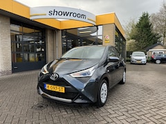 Toyota Aygo - 1.0 VVT-i x-play Camera Apple Carplay Automaat