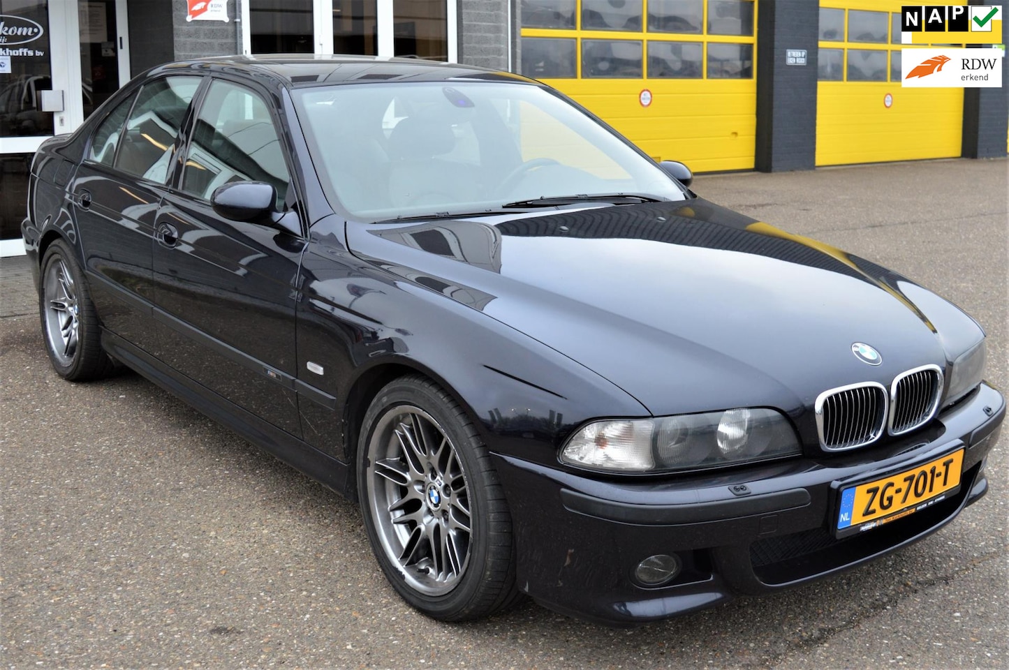 BMW M5 - E39 5.0 Liter V8 400PK. Oer M5 dealer onderhouden. YOUNGTIMER!!! - AutoWereld.nl