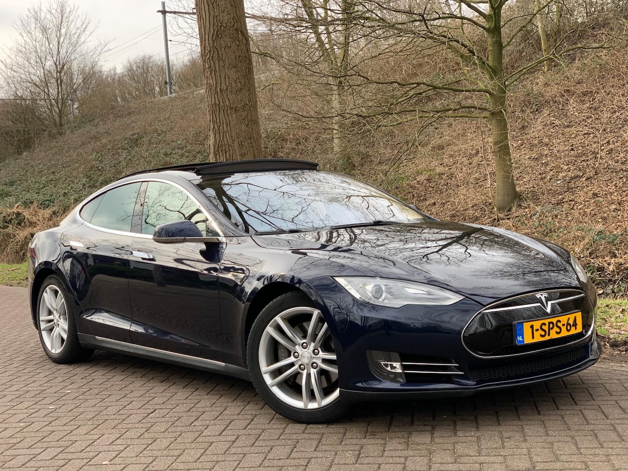 Tesla Model S - 85 Base Tesla Model S 85 Base Tech-pack Pano CCS - AutoWereld.nl