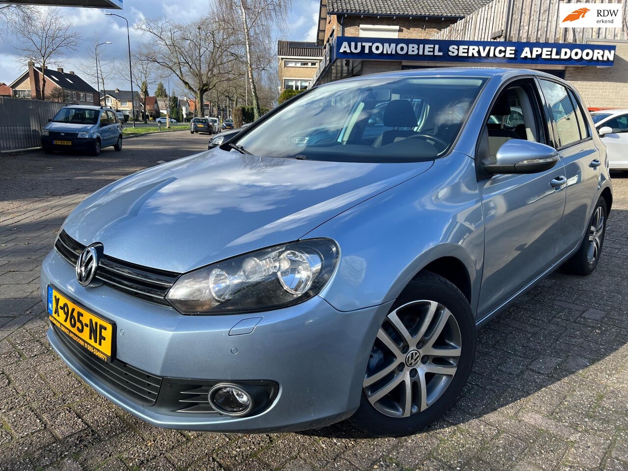 Volkswagen Golf - 1.4 Trendline *STOELVERW.*AIRCO*PDC*5DEURS*LM. VELGEN*ELEKTR. PAKKET* - AutoWereld.nl