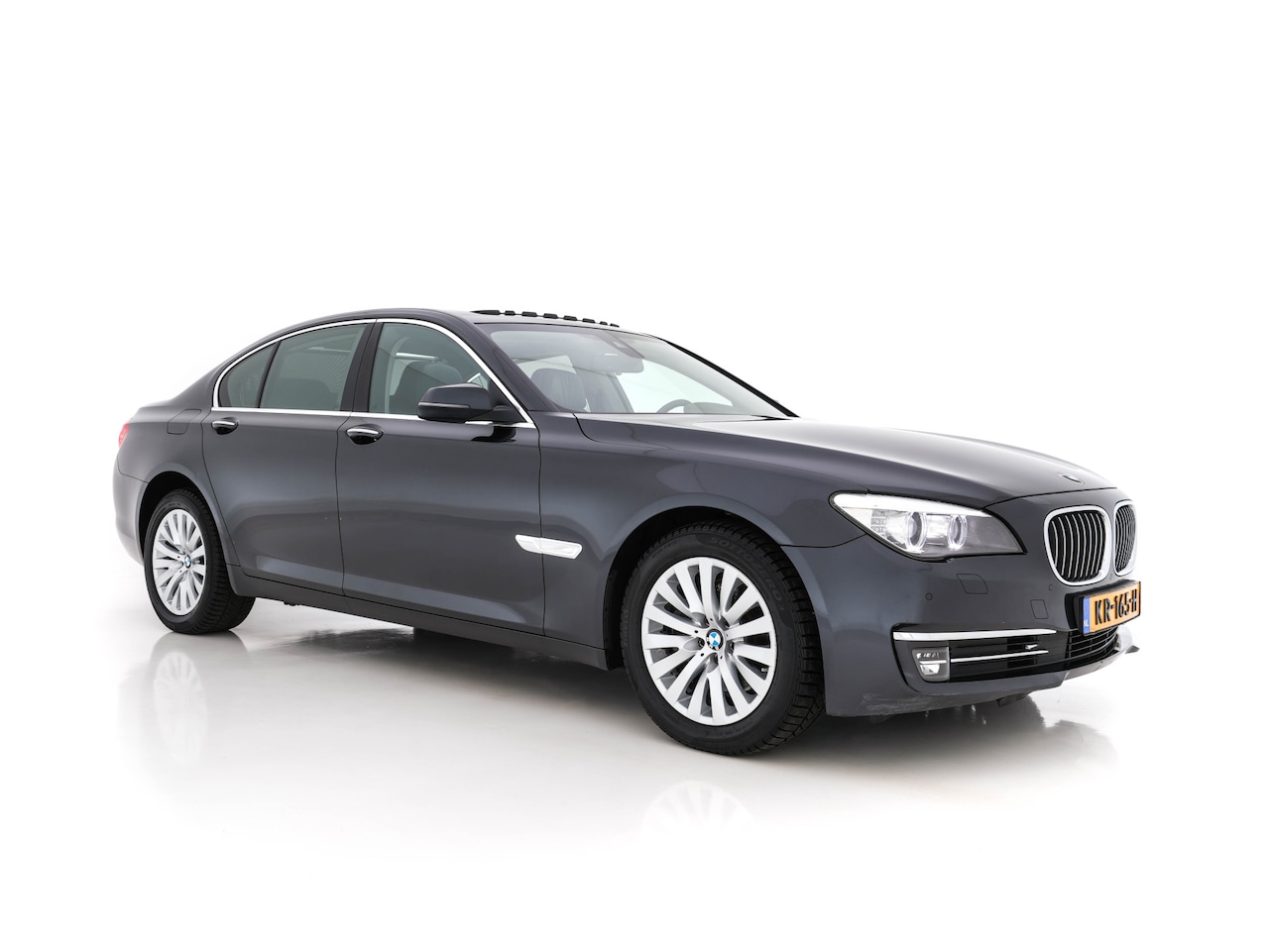 BMW 7-serie - 730d High Executive Aut. *PANO | ACC | BI-XENON | DAKOTA-VOLLEDER | CAMERA | MEMORY-PACK | - AutoWereld.nl