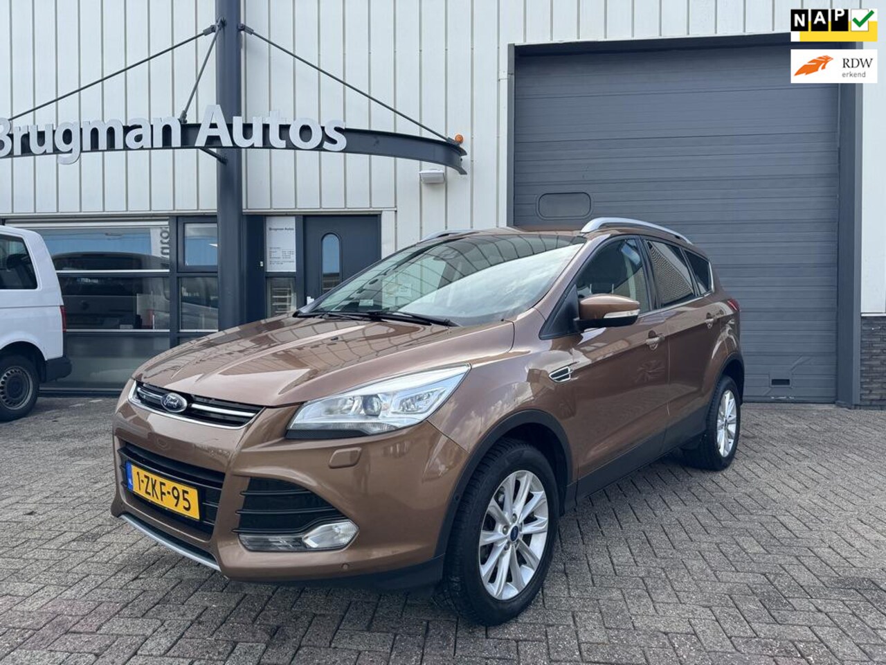 Ford Kuga - 1.6 Titanium Plus 4WD 1.6 Titanium Plus 4WD - AutoWereld.nl