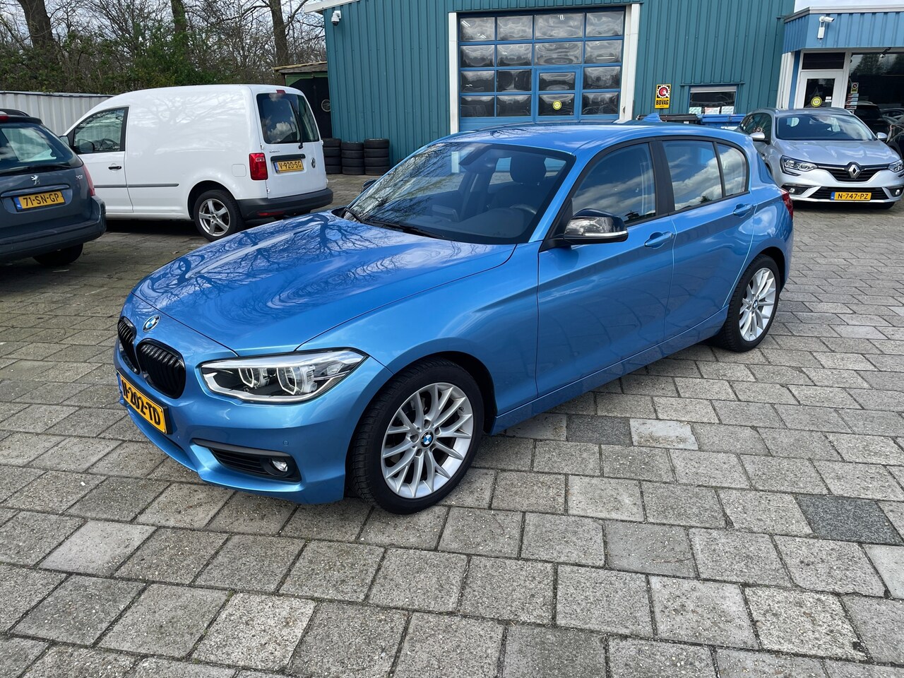 BMW 1-serie - 116i Corporate Lease High Executive 116i Corporate Lease High Executive - AutoWereld.nl