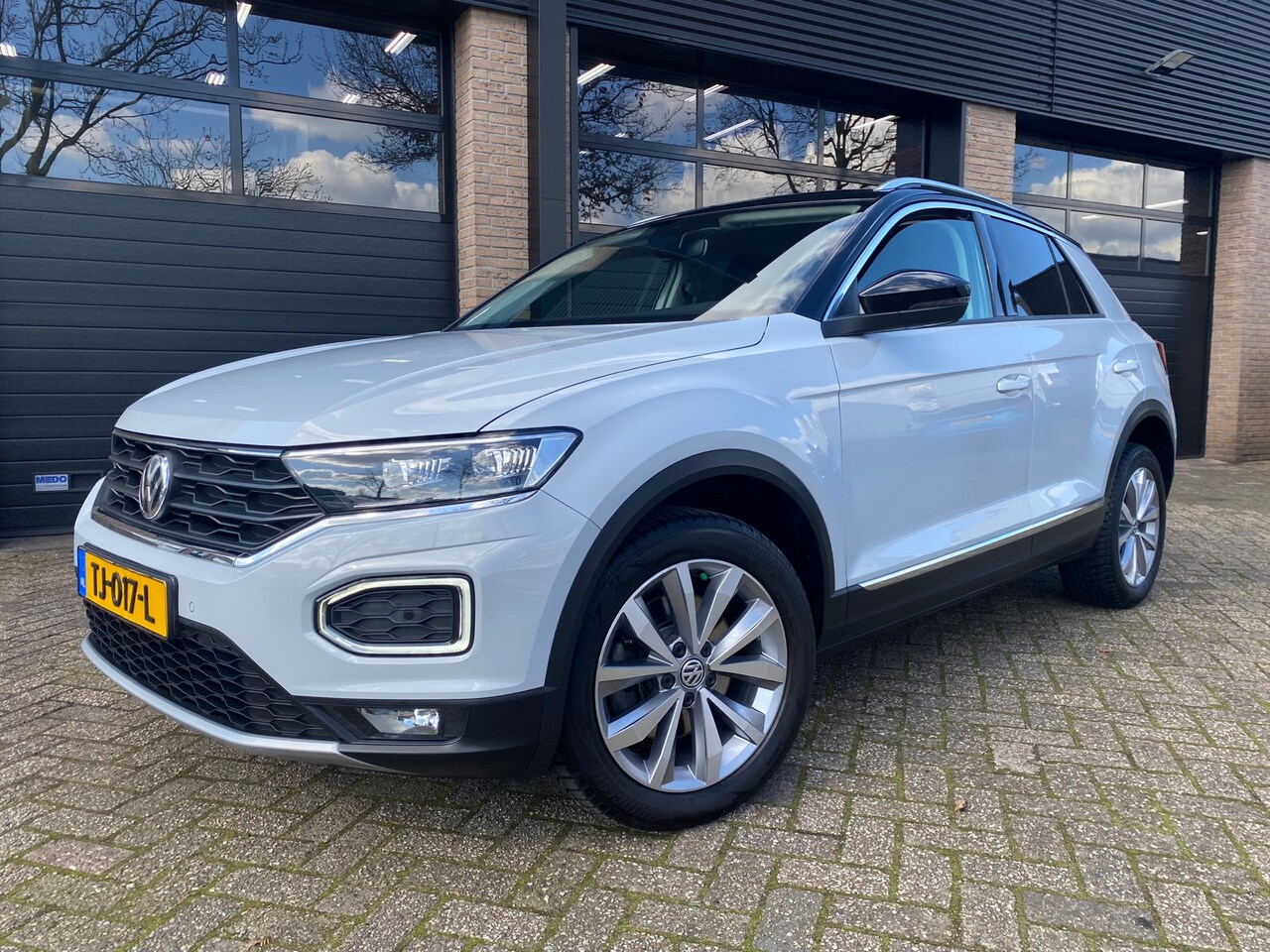 Volkswagen T-Roc - 1.0 TSI Style 1.0 TSI Style - AutoWereld.nl