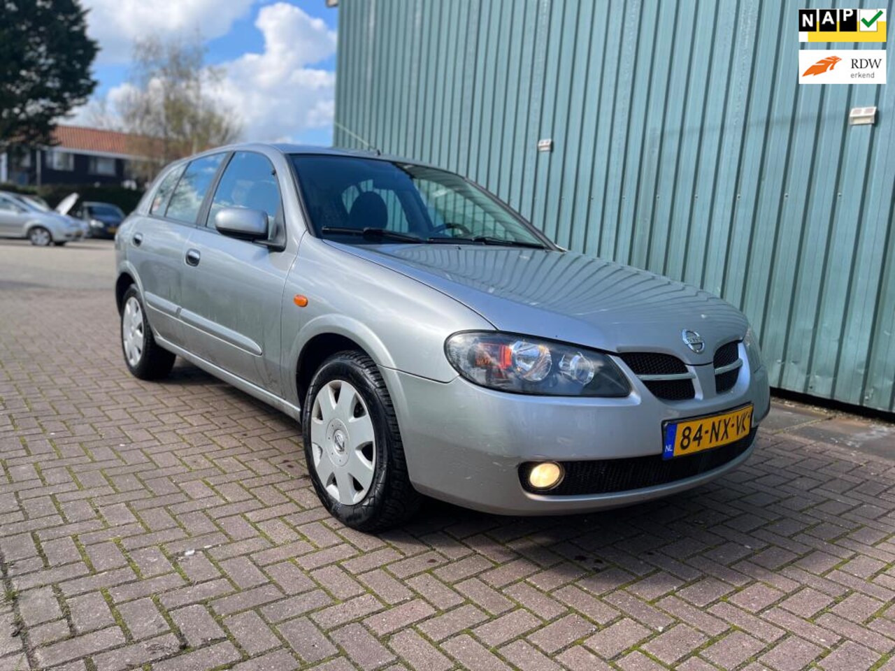 Nissan Almera - 1.5 Acenta | 5 deurs | Airco - AutoWereld.nl