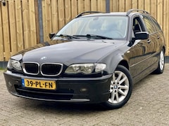 BMW 3-serie Touring - 316i Black&Silver II |Clima |CruiseC |Nieuwe APK