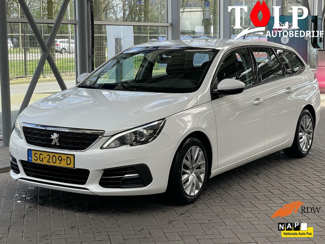 Peugeot 308 SW - 1.6 BlueHDI Blue Lease 2018 excl.btw-bpm ! - AutoWereld.nl