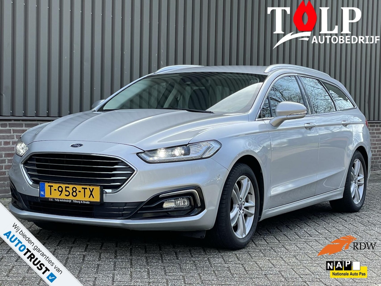 Ford Mondeo Wagon - 1.5 Titanium Lease Edition KeyLess Navi Pdc - AutoWereld.nl