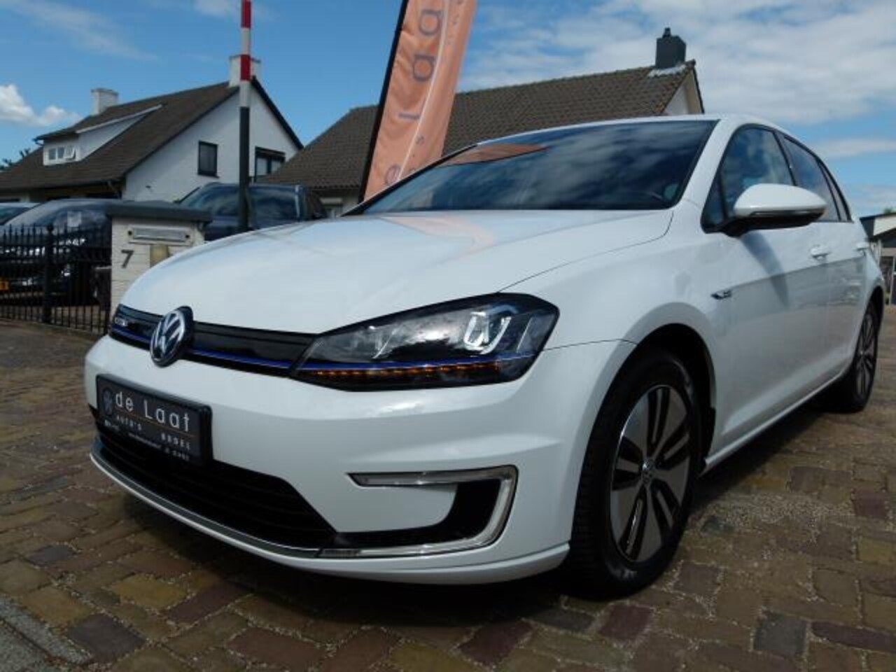 Volkswagen e-Golf - e-Golf e-Golf, FULL OPTION, ONTVANG € 2000 SUBSIDIE! - AutoWereld.nl