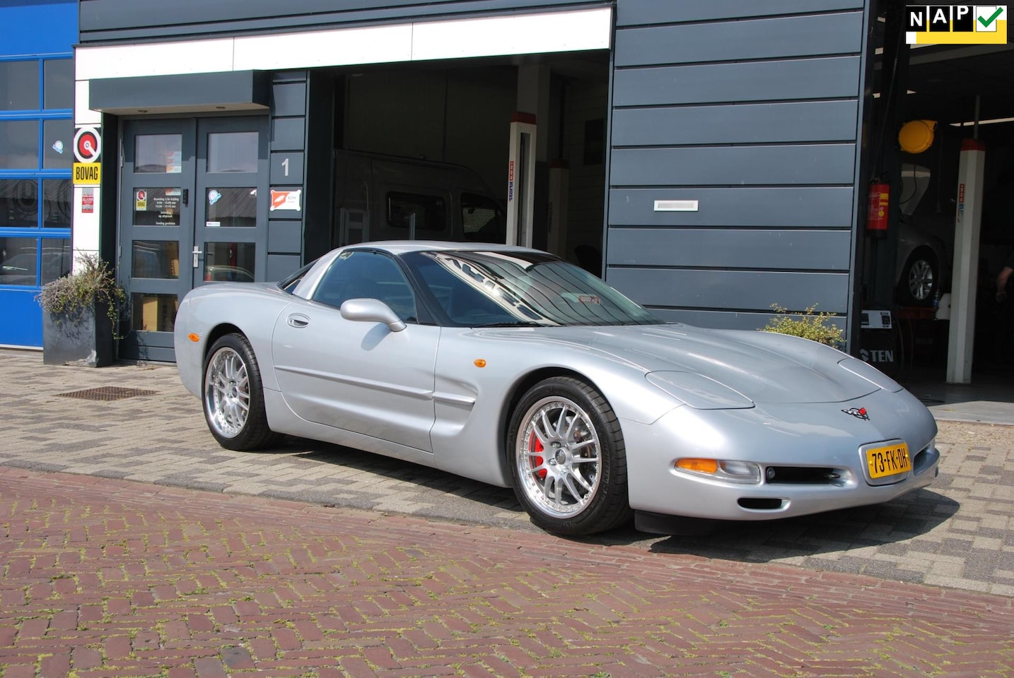 Chevrolet Corvette - USA 5.7 Coupé COLLECTORS ITEM - AutoWereld.nl