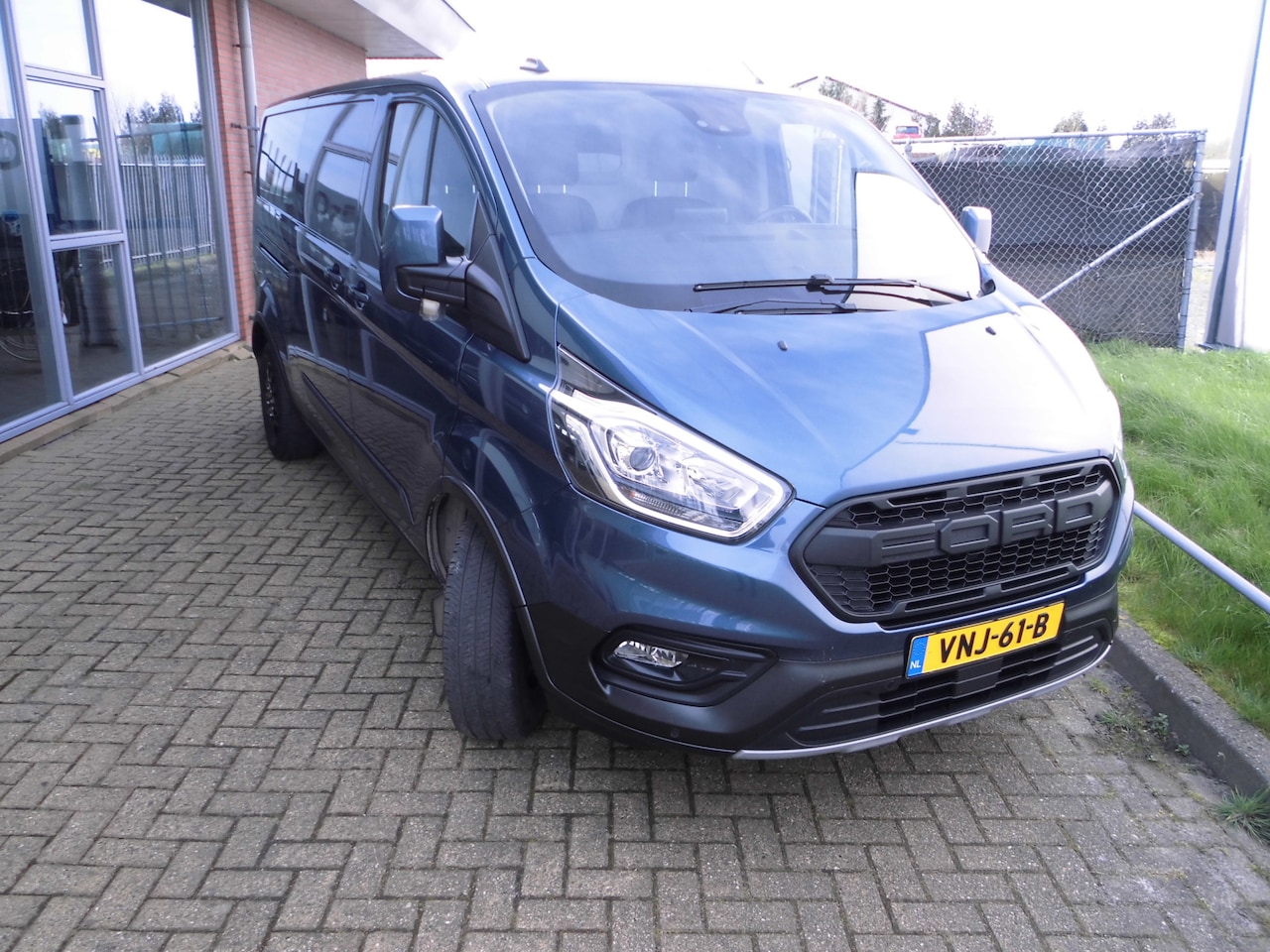 Ford Transit Custom - 300 2.0 TDCI L2H1 Trail 300 2.0 TDCI L2H1 Trail - AutoWereld.nl