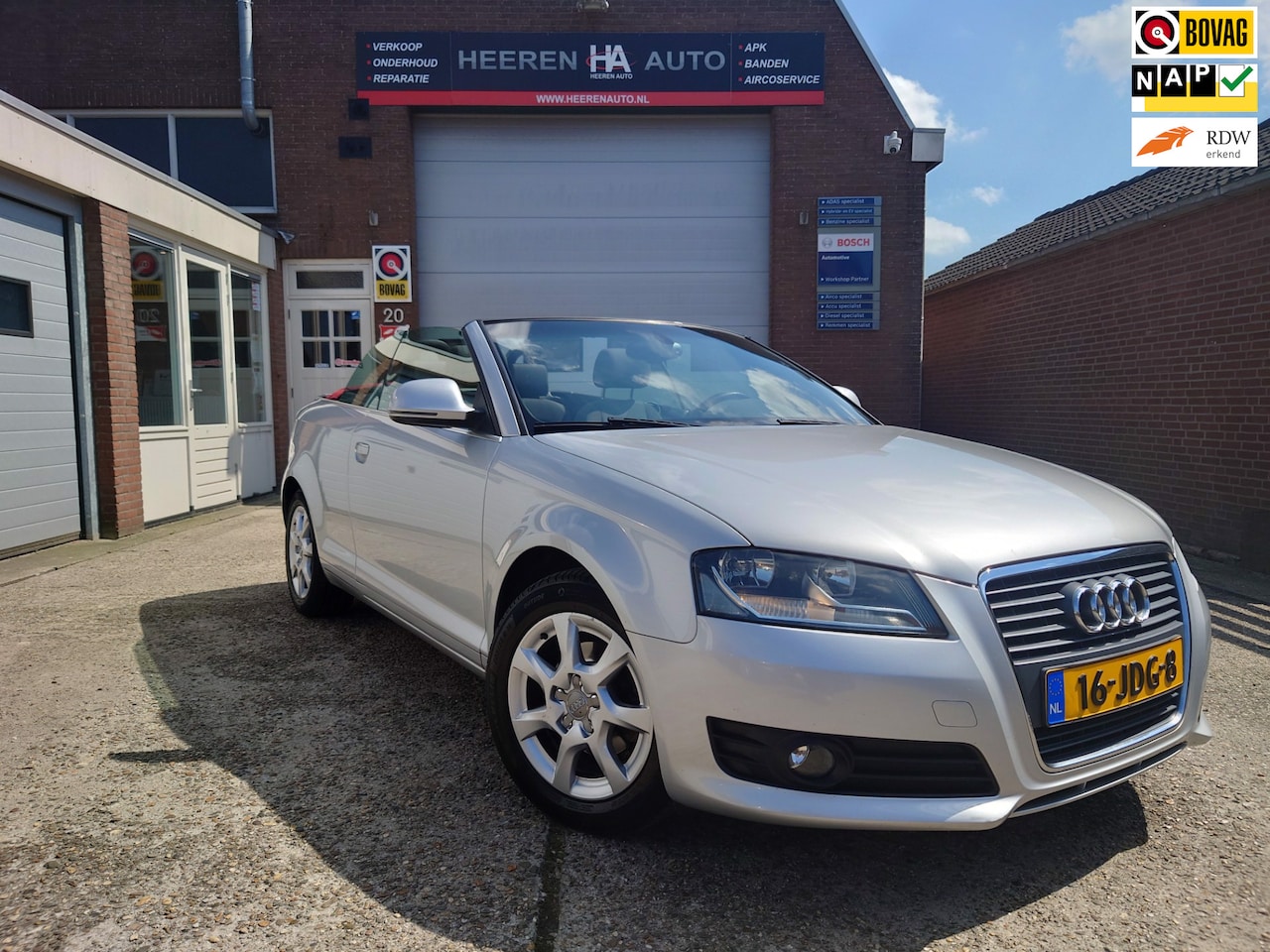 Audi A3 Cabriolet - 1.6 Attraction Pro Line 1.6 Attraction Pro Line, 1e eigenaar, Clima, Cruise control, Parkeersensoren - AutoWereld.nl