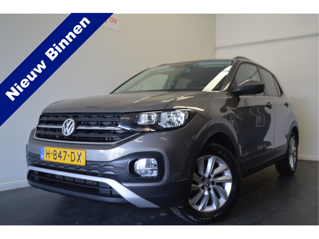 Volkswagen T-Cross - 1.0 TSI Life 1.0 TSI Life 116PK , CLIMATR , CR CONTR , LMV16 , NAVIGATIE ,  A KLEP SPOILER , - AutoWereld.nl