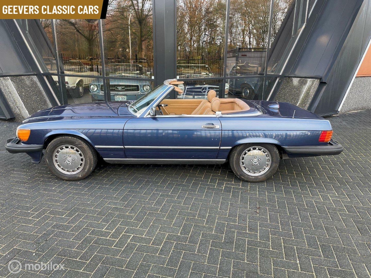 Mercedes-Benz 560 - 560SL W107 AUTOMATIC 2 TOPS CABRIOLET - AutoWereld.nl