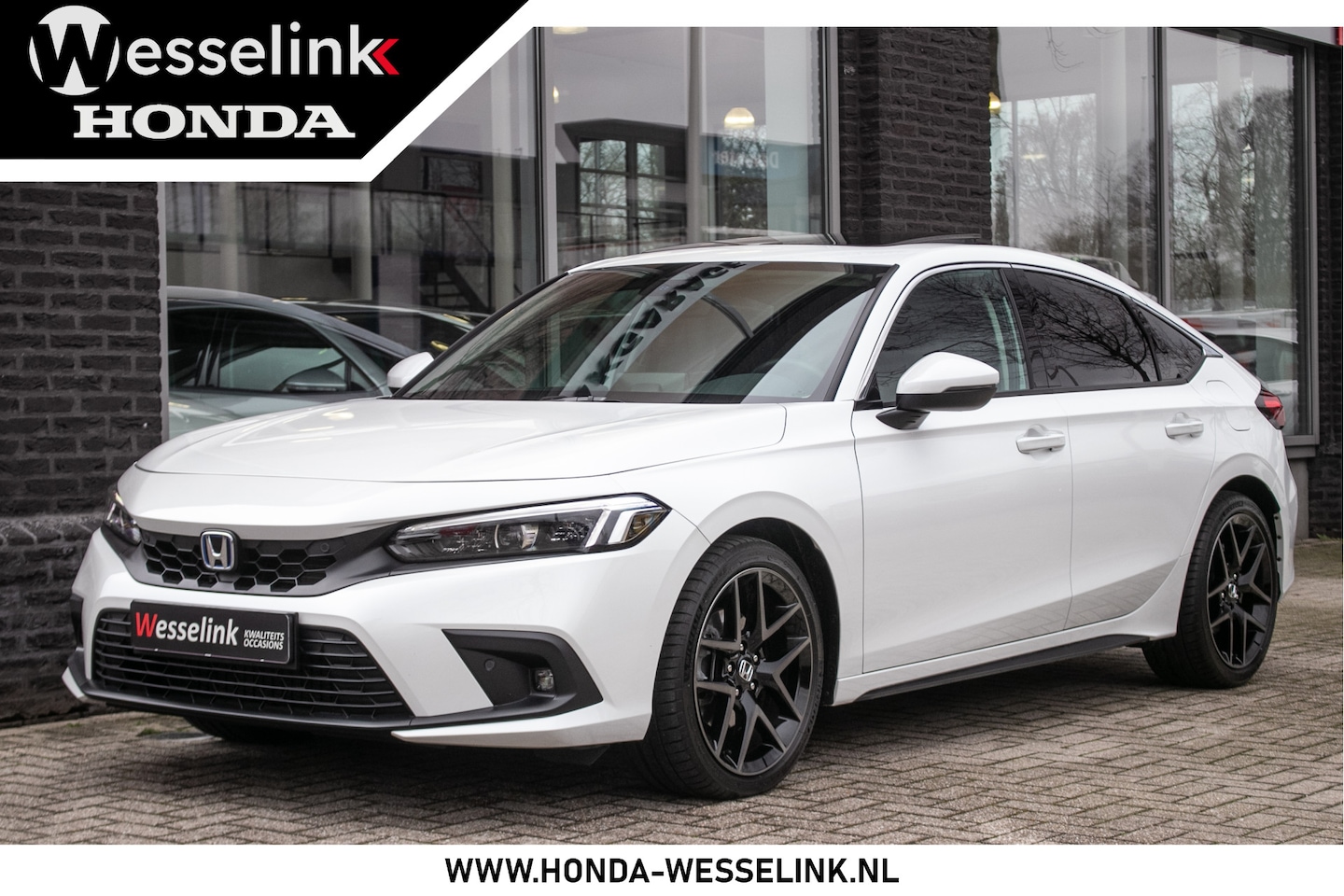 Honda Civic - 2.0 e:HEV Advance - All-in rijklrprs | Honda Sensing | pano-schuif -k dak - AutoWereld.nl