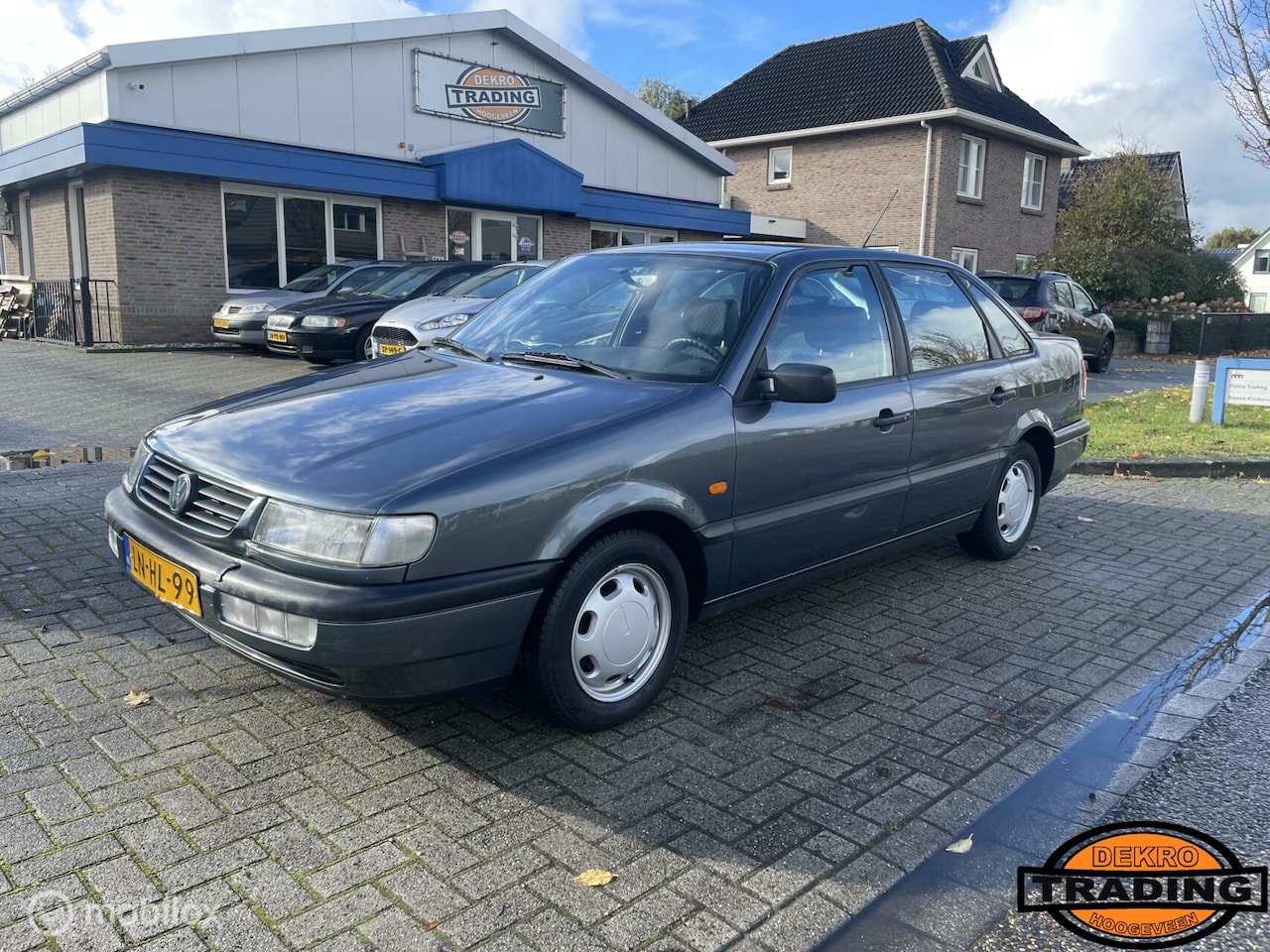 Volkswagen Passat - 1.8 GL automaat 147.000 km airco! - AutoWereld.nl