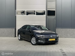 Volkswagen Passat - 1.8 TSI 180 PK DSG Automaat Vol Opties