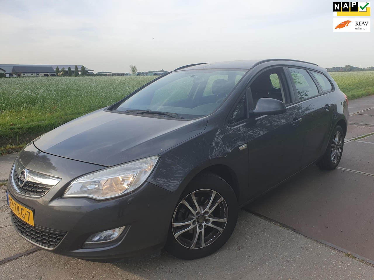 Opel Astra Sports Tourer - 1.3 CDTi S/S Business Edition/ NAVI/ EURO 5/ BJ 2012/ EXPORT - AutoWereld.nl