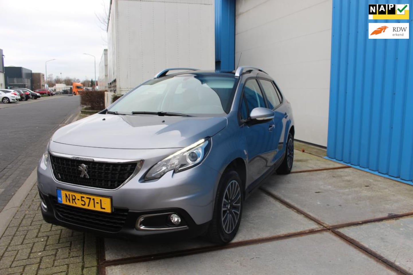 Peugeot 2008 - 1.2 PureTech Blue Lion 1.2 PureTech Blue Lion - AutoWereld.nl