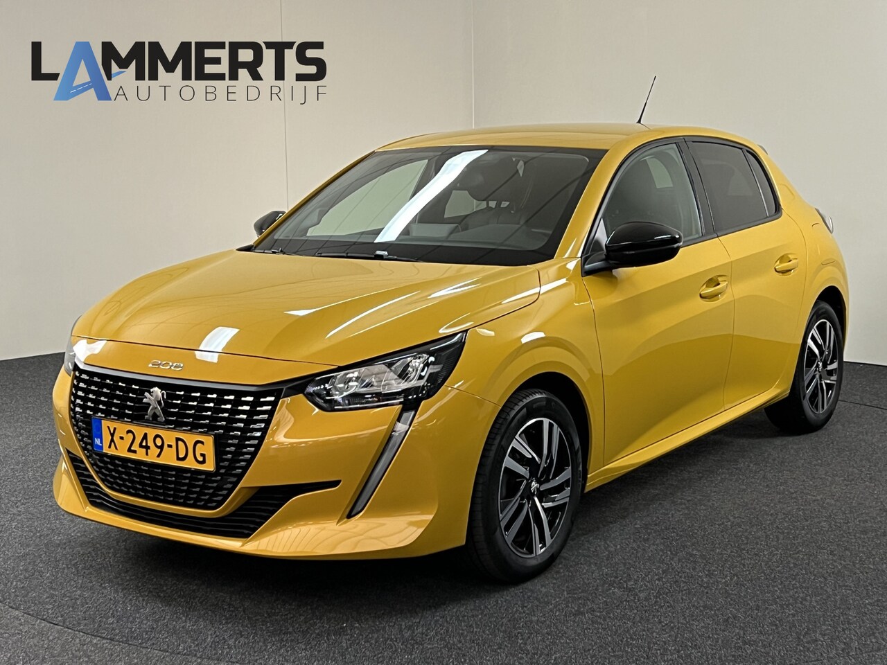 Peugeot 208 - 1.2 PureTech 100 PK Selection Sport Pack: Navi, Apple Car Play, Parkeerhulp, Cuise control - AutoWereld.nl