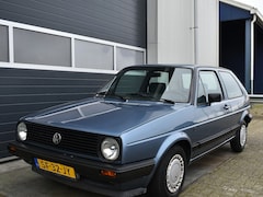 Volkswagen Golf - 1.3