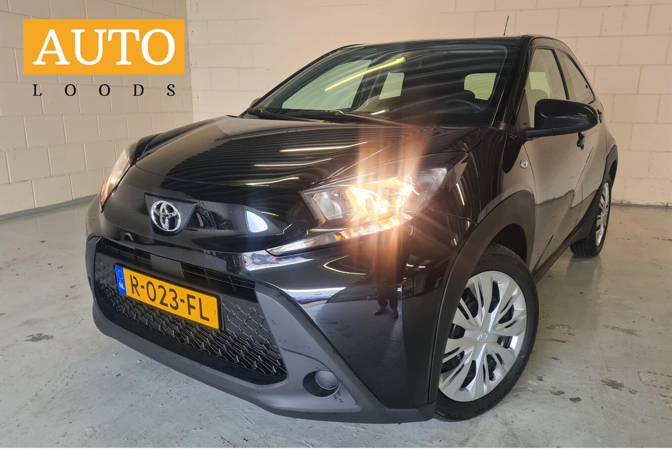 Toyota Aygo X - 1.0 VVT-i MT play 1.0 VVT-i MT play - AutoWereld.nl