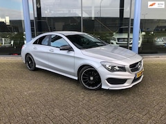 Mercedes-Benz CLA-Klasse - 180 Edition 1 AMG en SPORTPAKKET