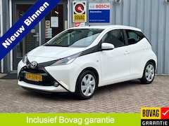 Toyota Aygo - 1.0 VVT-i x-nav | NAVIGATIE | AIRCO |