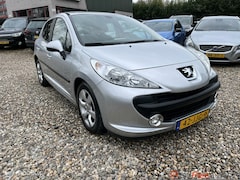 Peugeot 207 - 1.4 VTi Sublime, Airco, 5drs, Cruise