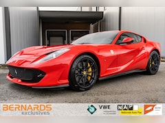 Ferrari 812 Superfast - V12 - Rosso Corsa