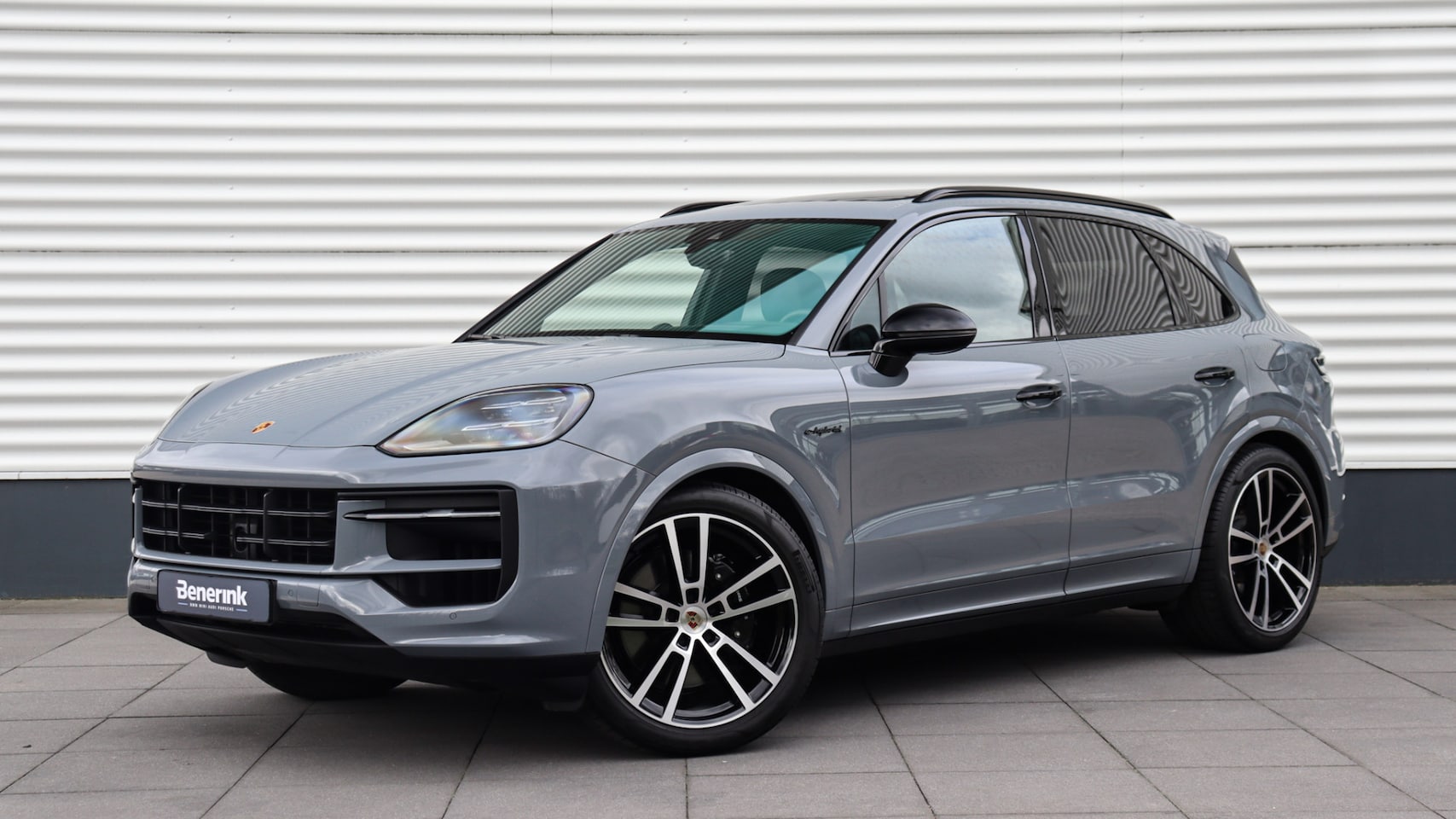 Porsche Cayenne - 3.0 E-Hybrid | Panoramadak | Head-up | BOSE Sound | Trekhaak | Matrix LED | Stuurwielverwa - AutoWereld.nl