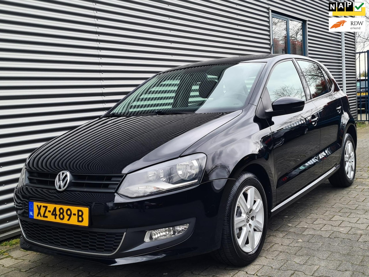 Volkswagen Polo - 1.4-16V 5drs Comfortline 10-2012 Ebenholzschwarz - AutoWereld.nl