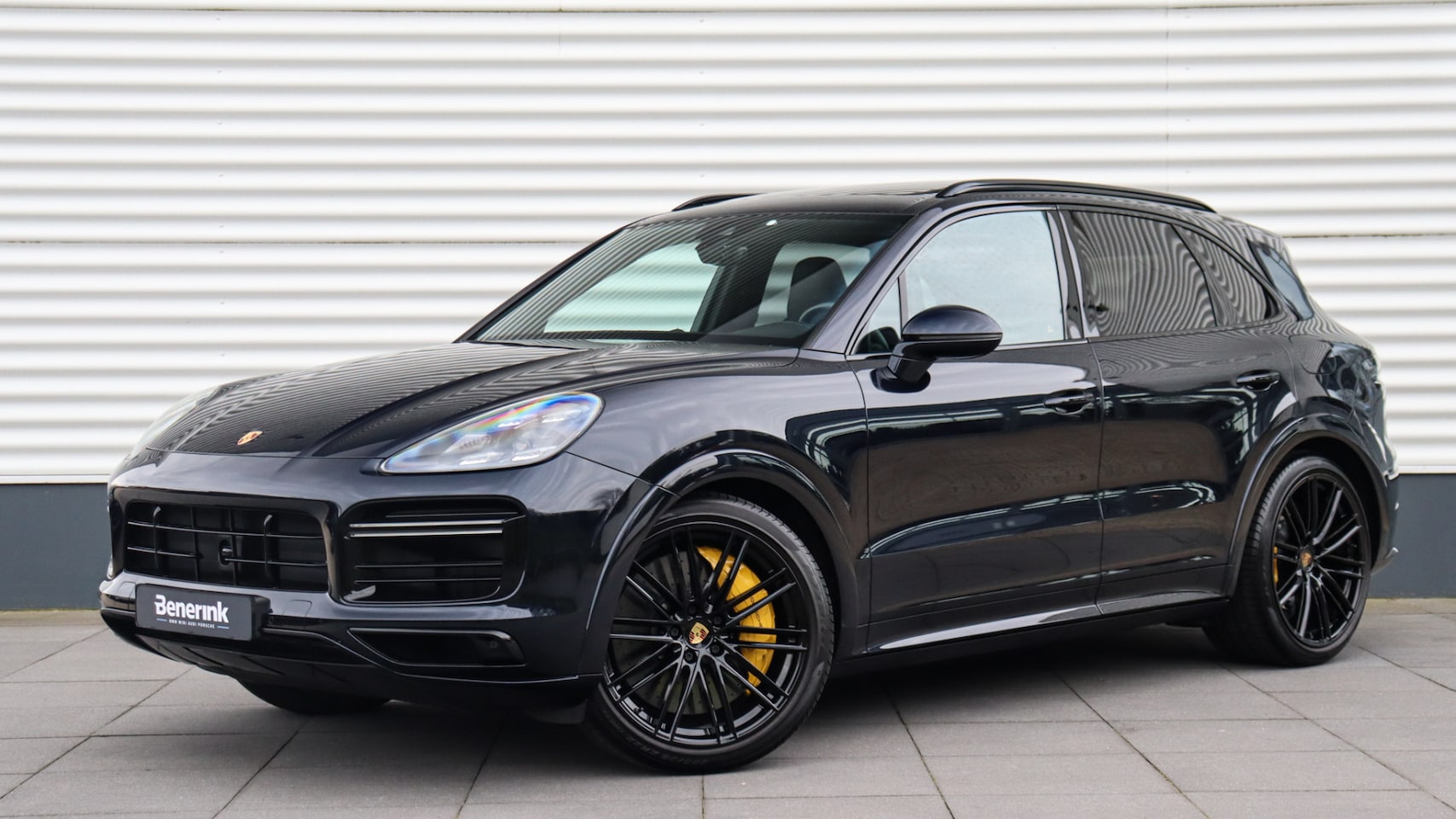 Porsche Cayenne - 4.0 Turbo S E-Hybrid SportDesign | Panoramadak | Stoelventilatie | Keramisch | Soft-Close - AutoWereld.nl