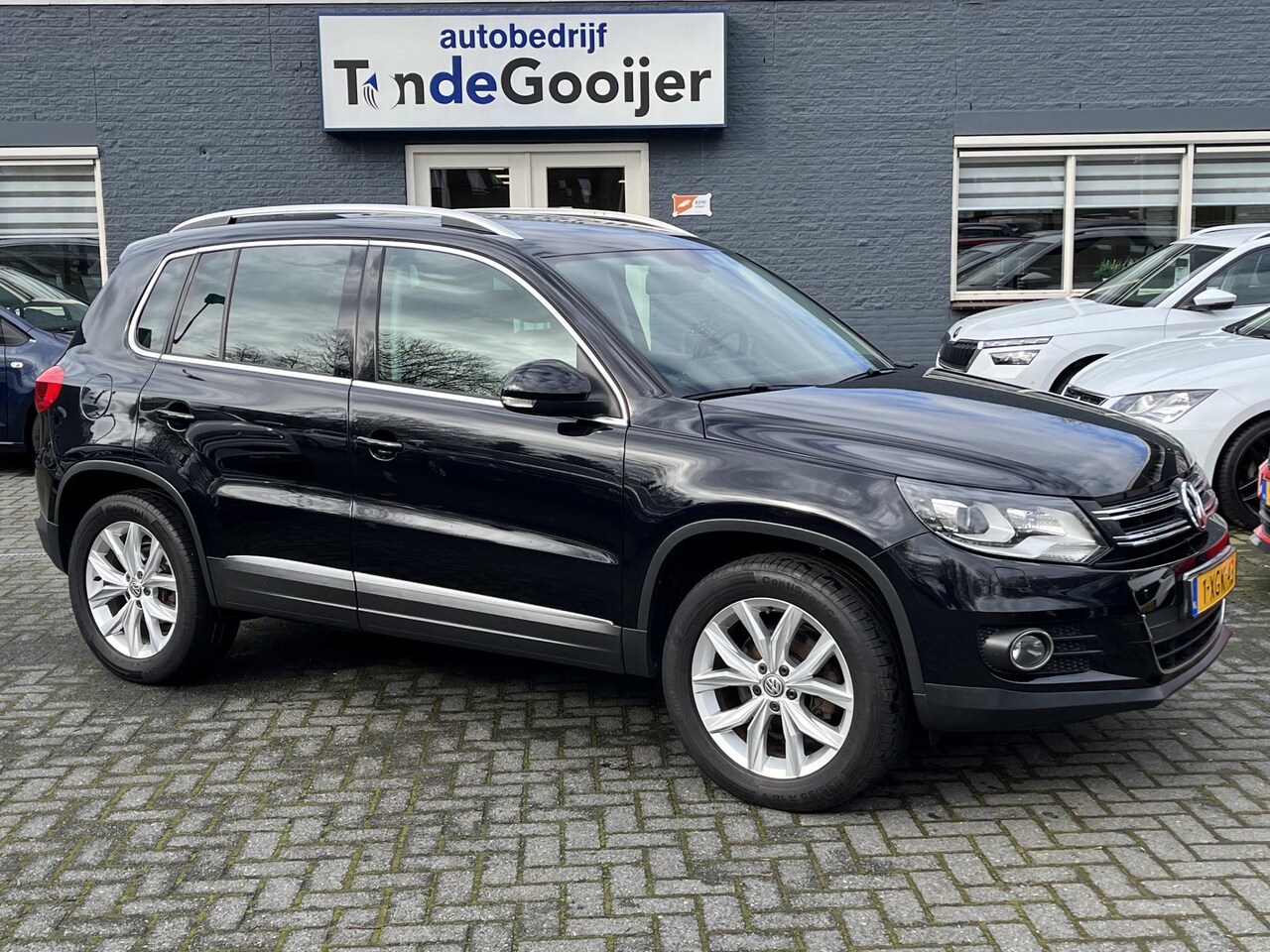 Volkswagen Tiguan - 2.0 TSi 210 pk Sport&Style 4Motion - AutoWereld.nl