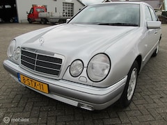 Mercedes-Benz E-klasse - 240 Elegance, 124447km, fantastisch rijdend