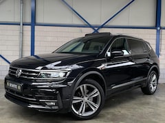 Volkswagen Tiguan Allspace - 1.4 TSI Highline 3x R-Line 7p. PANO|TREKHAAK|VOL