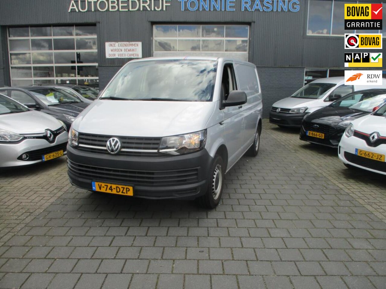 Volkswagen Transporter - 2.0 TDI L1H1 2.0 TDI L1H1 - AutoWereld.nl