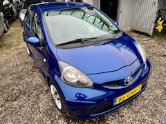 Toyota Aygo - 1.0-12V +