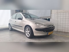 Peugeot 206 - 1.4 Air-line 2