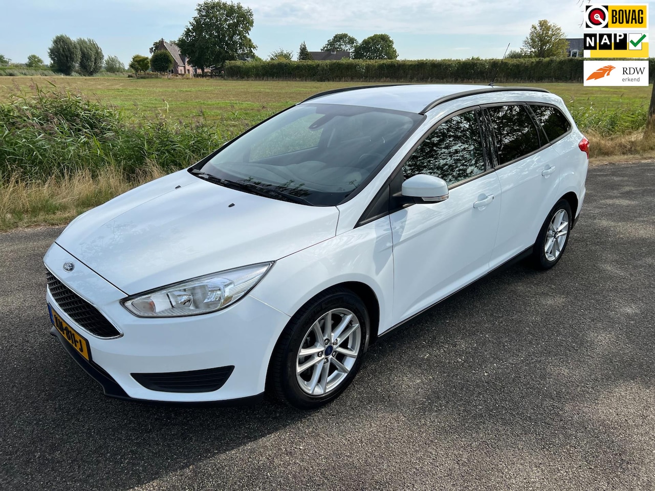 Ford Focus Wagon - 1.0 Trend 1eig - AutoWereld.nl