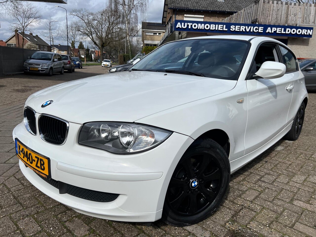 BMW 1-serie - 118i EfficientDynamics Edition *AIRCO*PDC*LM.VELGEN*ELEKTR.RAMEN*BOEKJES* - AutoWereld.nl