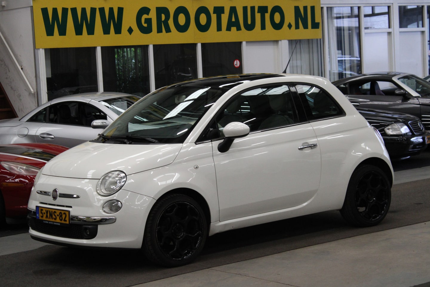 Fiat 500 - 1.2 Pop Panorama dak, Airco, Parkeersensoren, Stuurbekrachtiging - AutoWereld.nl