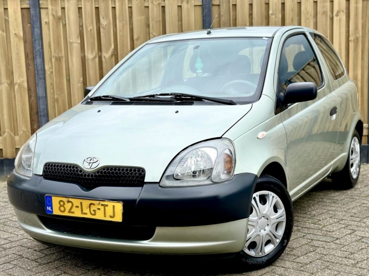 Toyota Yaris - 1.0-16V VVT-i Eco 1.0-16V VVT-i Eco - AutoWereld.nl