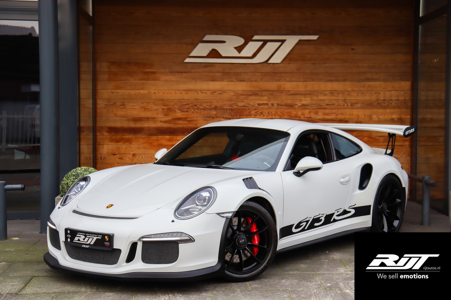 Porsche 911 - GT3 RS 4.0 500pk **Carbon kuipstoel/Sp.Chrono/Alcant. interieur/Centerlocks** - AutoWereld.nl