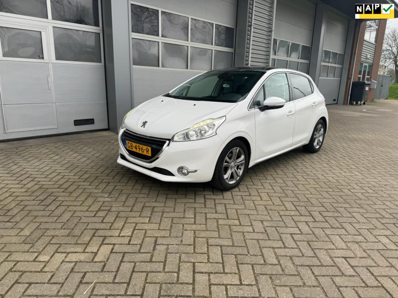 Peugeot 208 - 1.2 PureTech Allure 1.2 PureTech Allure - AutoWereld.nl