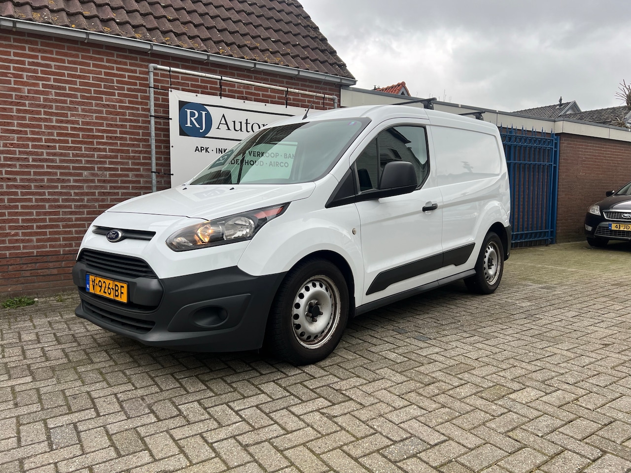 Ford Transit Connect - 1.5 TDCI L1 Economy NIEUWE APK/BEURT/NAP - AutoWereld.nl